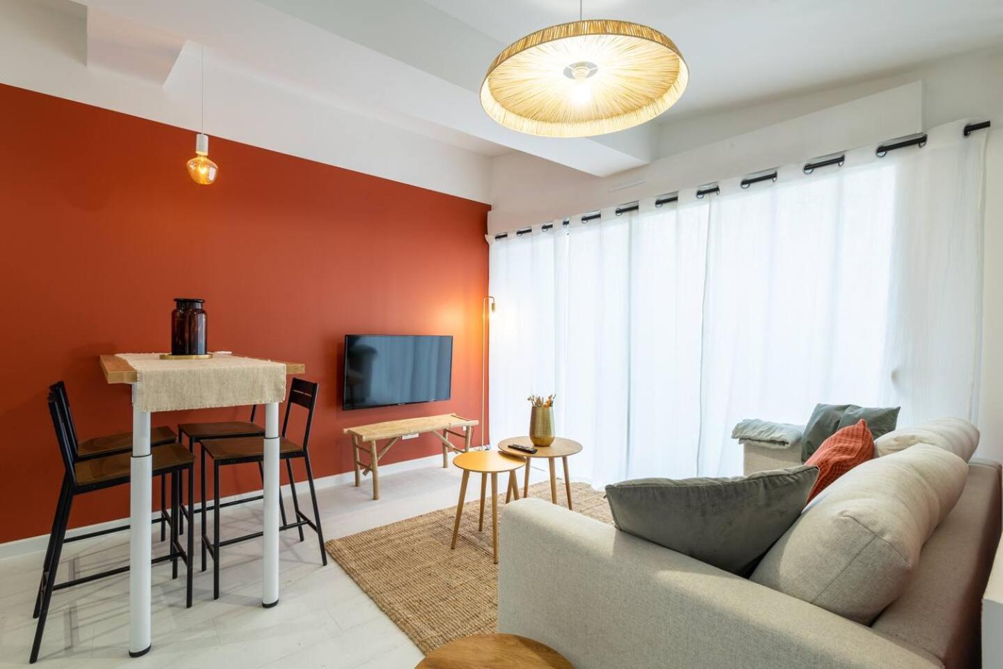 Apartment La - Louez L'un De Nos 4 Prives ! Cholet